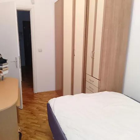 Homestay Soba Sa Kupatilom Belgrade